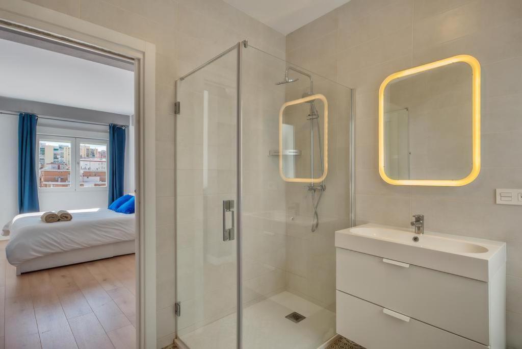 Malaga City Apartment Bagian luar foto