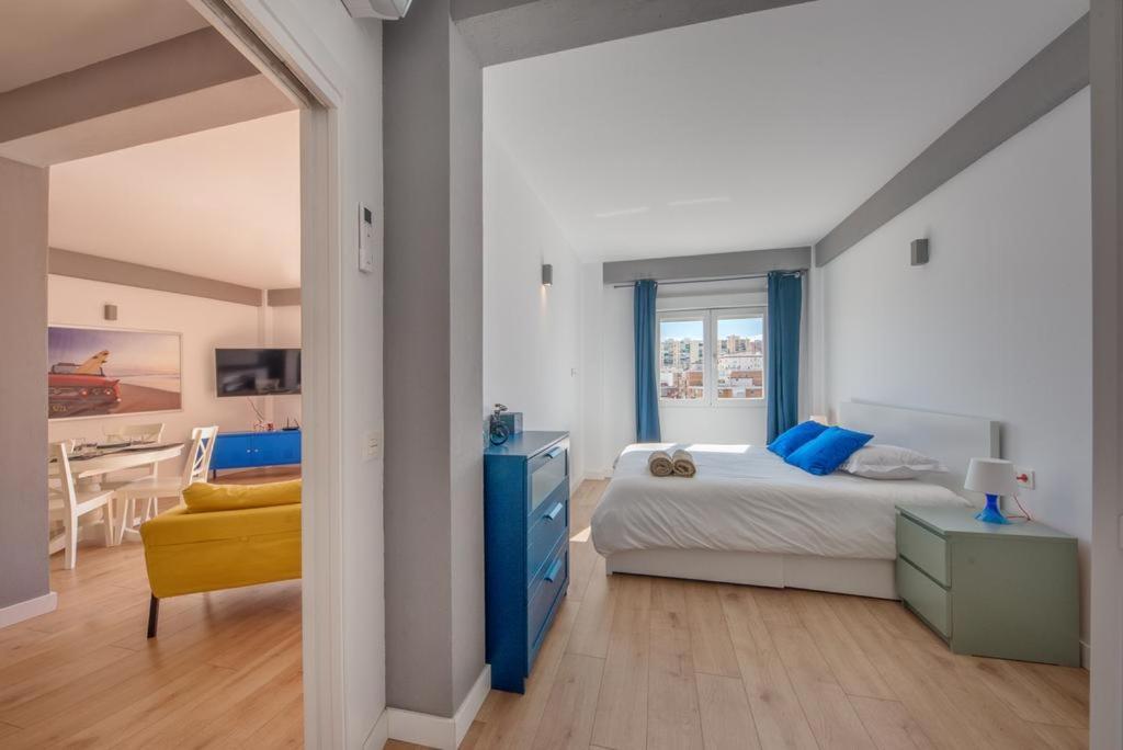 Malaga City Apartment Bagian luar foto